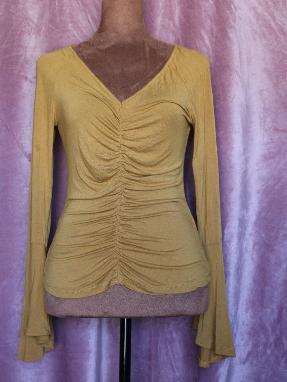 Ambiance Mustard Yellow Ruched Cropped Long Sleeve Flare Sleeve Top M 💛✨